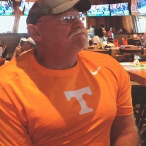 Meet your Posher, Larry